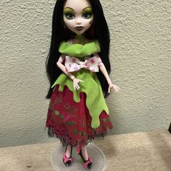Snowbite Draculaura G1