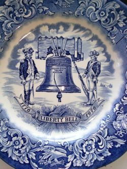Avon Bicentennial, Liberty Bell. Collectors Plate