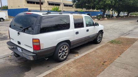 2000 Chevrolet  suburban