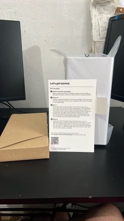 Verizon WiFi extender with all cables and Ethernet and directions with it