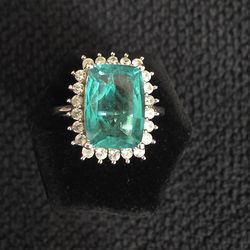 Emeraldine Quartz & White Zircon Sunburst Ring, Size 10