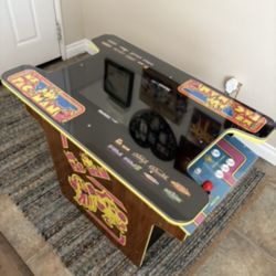 PAC Man Table Game 
