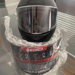 Sedici helmet