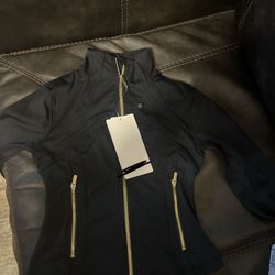 Lululemon Define Jacket Cropped ( Size 4)