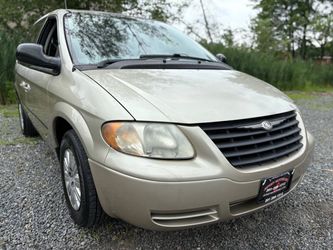 2005 Chrysler Town and Country