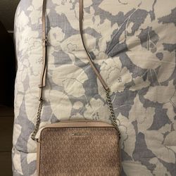 Michael Kors Crossbody Bag
