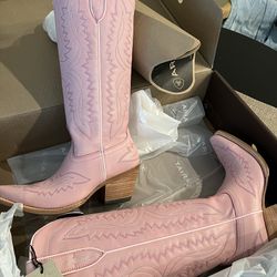 Pink Ariat Boots 