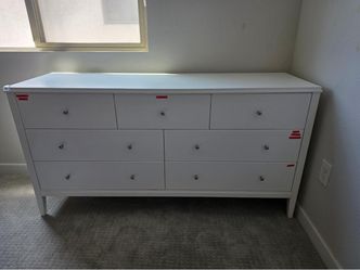 White 7-Drawer Dresser with Metal Knobs
