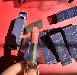 Dior lipstick Labiales Dior Maquillaje makeup Regalos Mujer $25 each