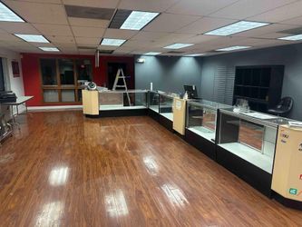Glass Display Cases see description for pricing! The price on here is total for everything o.b.o