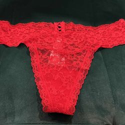 Brand New Victoria's Secret Thong Panty Size M 