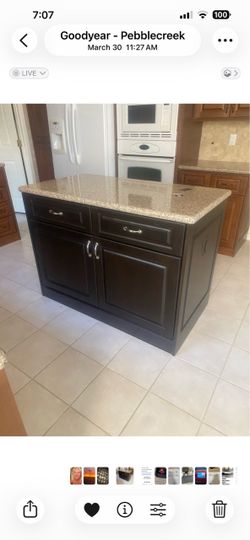 Kitchen island