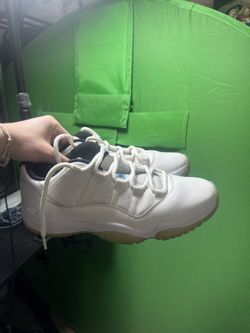 Low Legend Blues Retro 11s Size 10.5