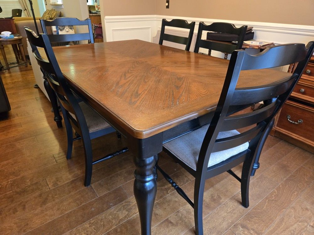 BLACK WOODEN DINING SET UPHOLSTERED CHAIRS EXTRA LEAF
