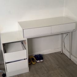 Free Office Desk