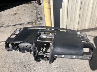 Subaru Forester dashboard dash board dash panel