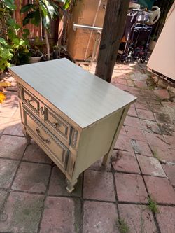 Side table midcentury good condition
