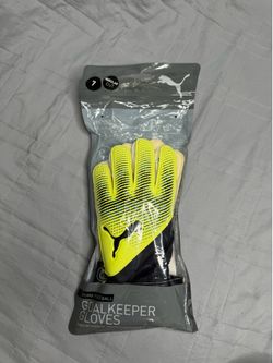 Puma match ( goalkeeper gloves)