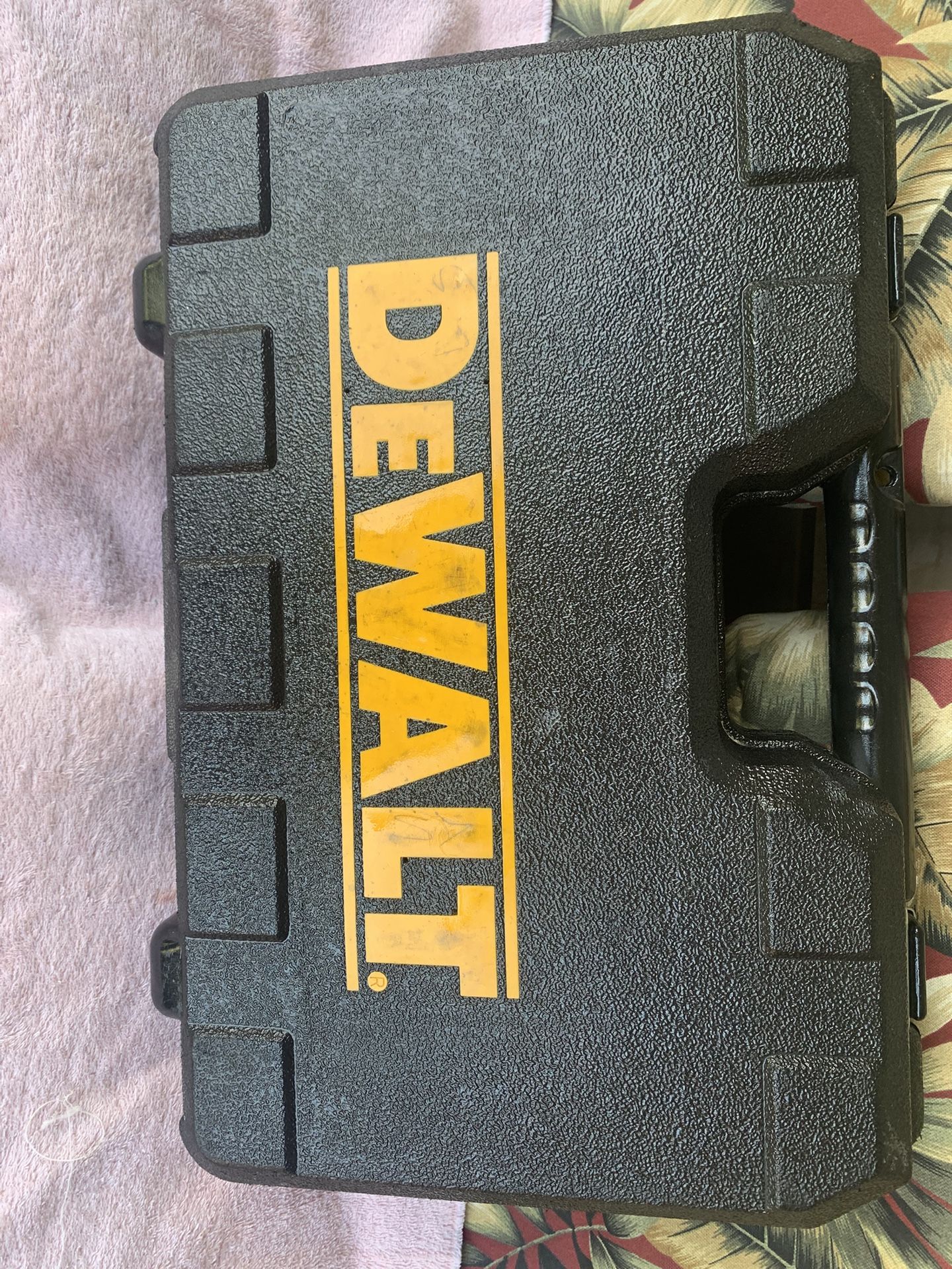 Dewalt Variable Speed 18 Volt Drill And Reciprocating Saw...