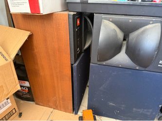 Jbl 4425 monitor speakers