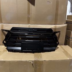 Front Grille For 2020 Chevy Chevrolet Trailblazer
