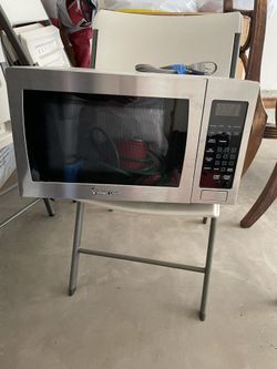 Magic Chef Countertop Microwave 