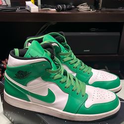Air Jordan 1 Mid Lucky Green Size 12