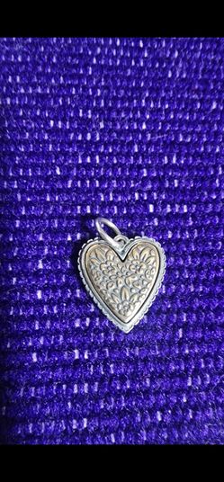 James Avery Heirloom charm