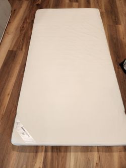 Pending pick up Free twin mattresses ikea