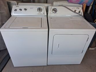 Whirpool top load washer & electric dryer, matching set