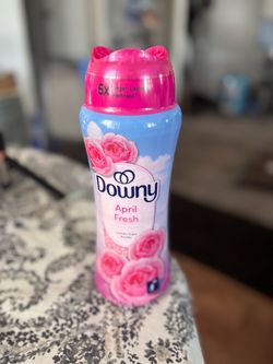Downy April Fresh Laundry Scent Booster 18.2 Oz (12$$$)