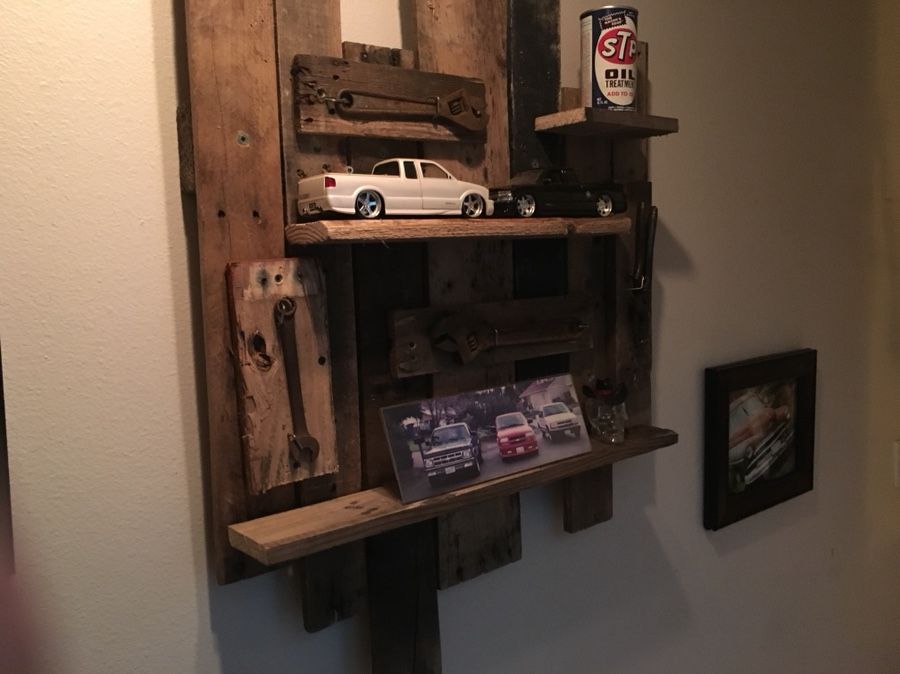 Hanging Pallet Board Shelf