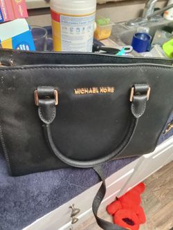 Michael kors purse