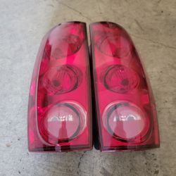 Gmc Yukon 2008 Tail Lighs