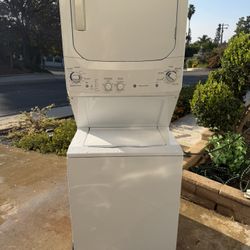 Ge Stackable Washer And Gas Dryer 