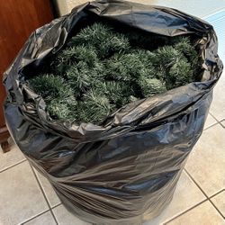 Green Garland Over 300 Ft