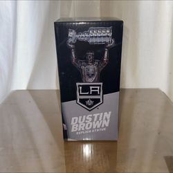 LA Kings Dustin Brown replica statue