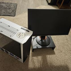 Gaming Desktop and Monitor Combo