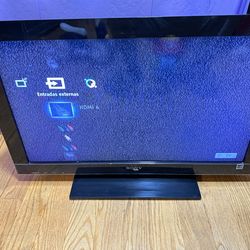 Sony BRAVIA KDL-32EX308 LCD Digital Color TV