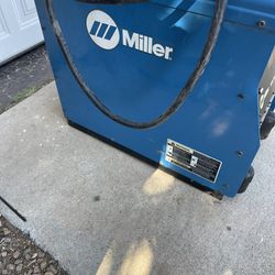 Miller Welder De Mig Gas Rig Auto Invision 11