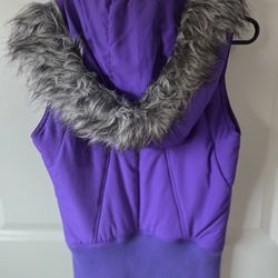 Lorna Jane Purple Hooded Vest with Removable Faux Fur Trim, Size S