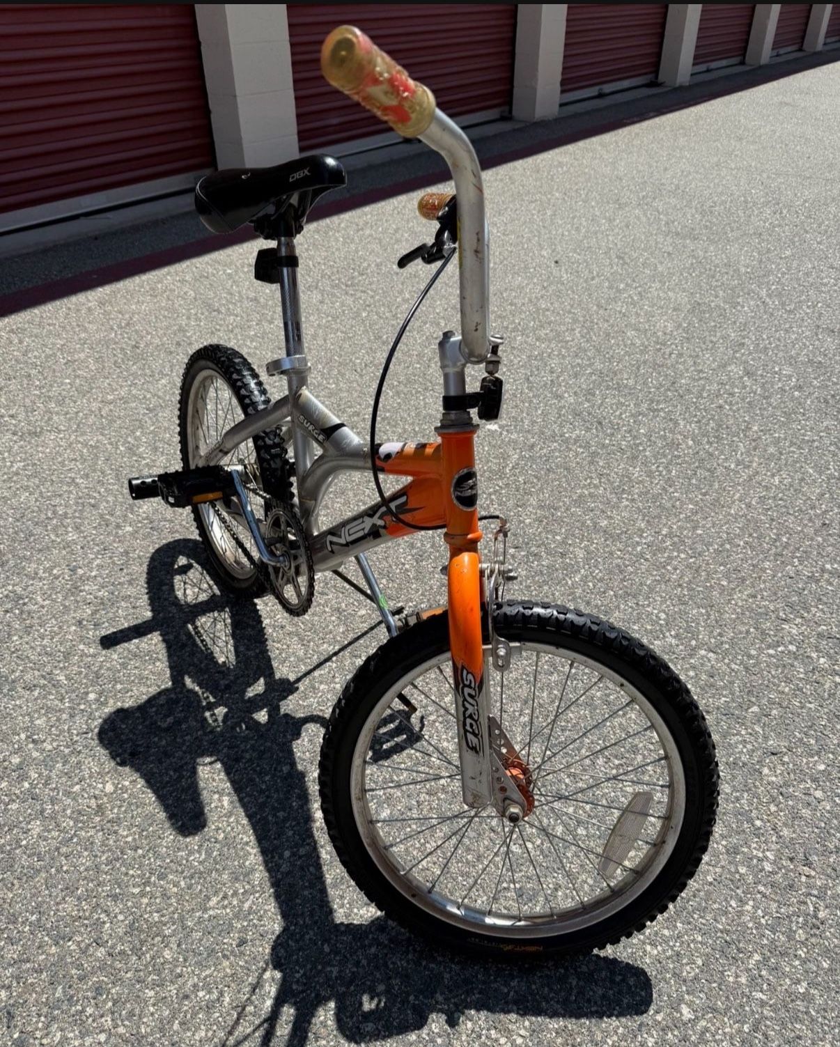 18β Surge Next Kids Bike