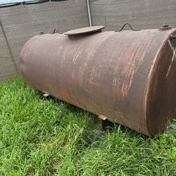 Tank and half plastic tank   $300 Both pick up today