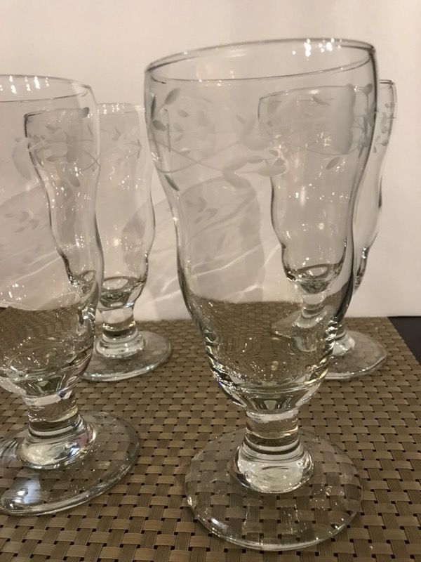 Set de 4 vasos Princess House. Nuevo. Precio firme.