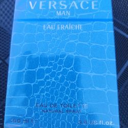 Versace Cologne 