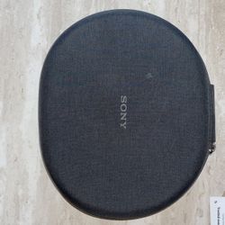 Sony - WH-XB910N Wireless Noise Cancelling Over-The-Ear Headphones - Black