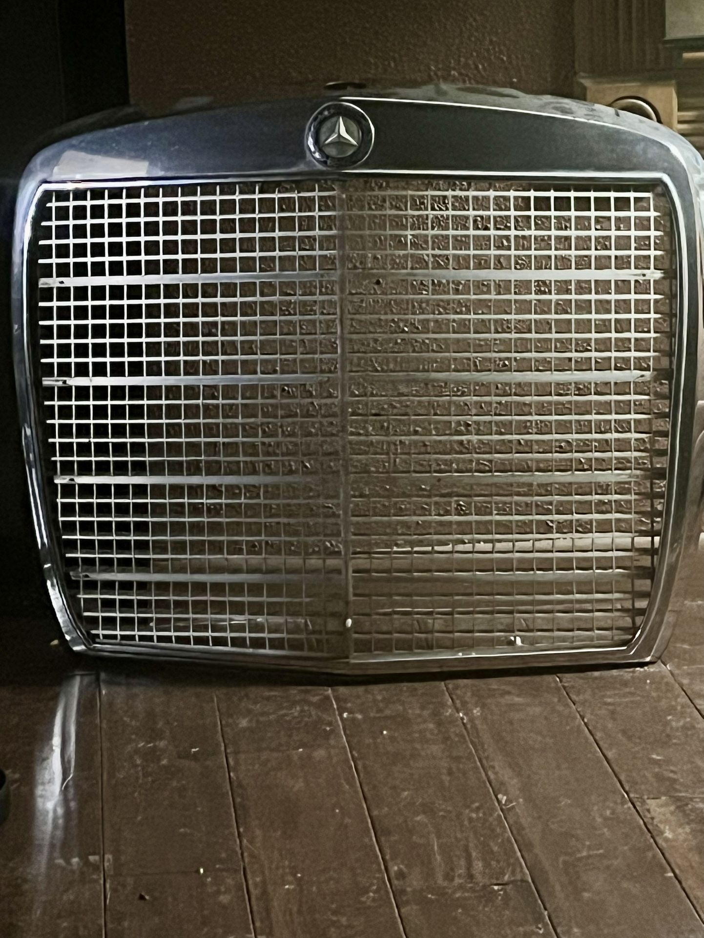 mercedes grill