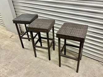 Like New 3 Wicker Ratan Brown Stools