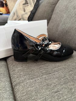 Black Glossy Block Heel Big Kids SIZE:3.5