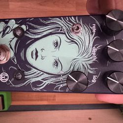 Walrus Julia Chorus Guitar Pedal - Mint Condition